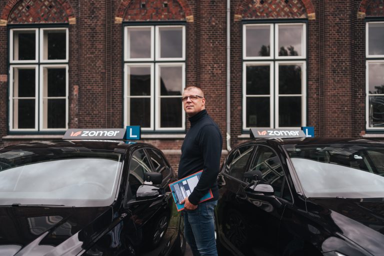 Voorbereiden op je theorie-examen met rijschool zomer